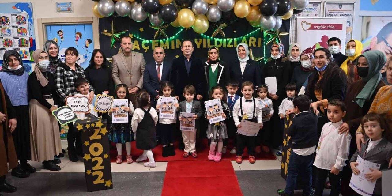 Tuzla Belediyesi Anne Çocuk Eğitim Merkezleri’nde karne heyecanı yaşandı