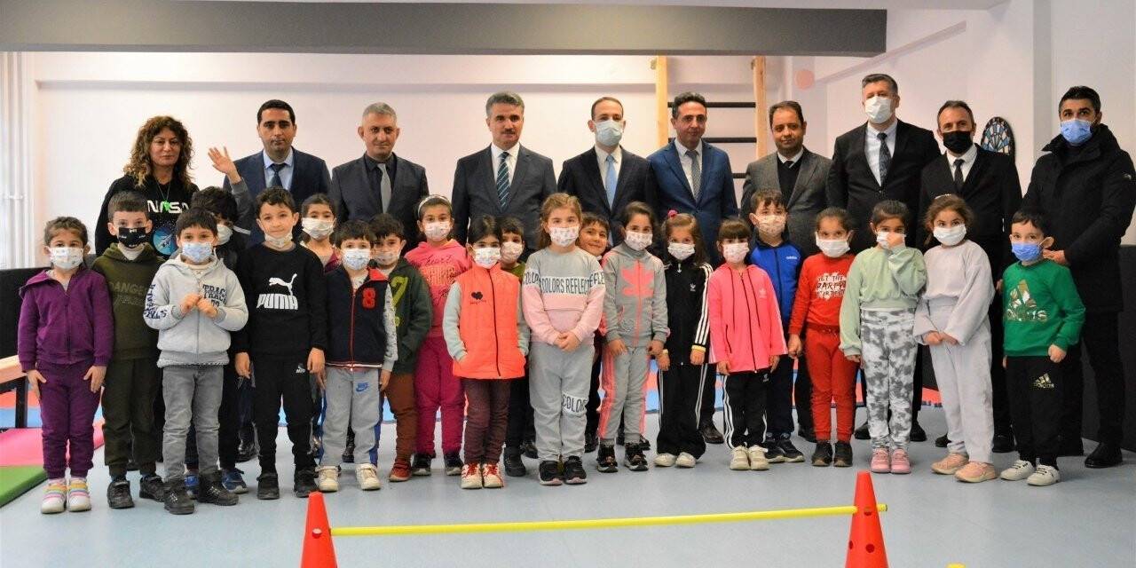 Beceri atölyelerinde öğrenciler yeteneğini keşfediyor