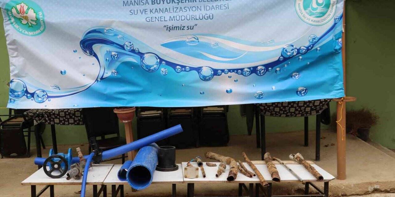 Yenileriyle değiştirilen eski içme suyu hatları hayrete düşürdü