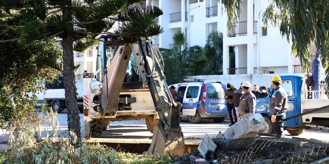 Alanya’da 17 kaçak yapı yıkılıyor