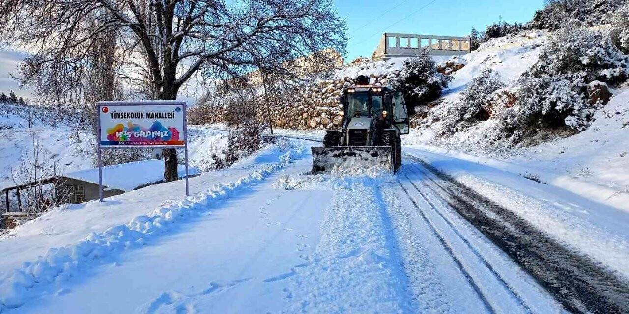 Mersin’de ekipler kar nöbetinde