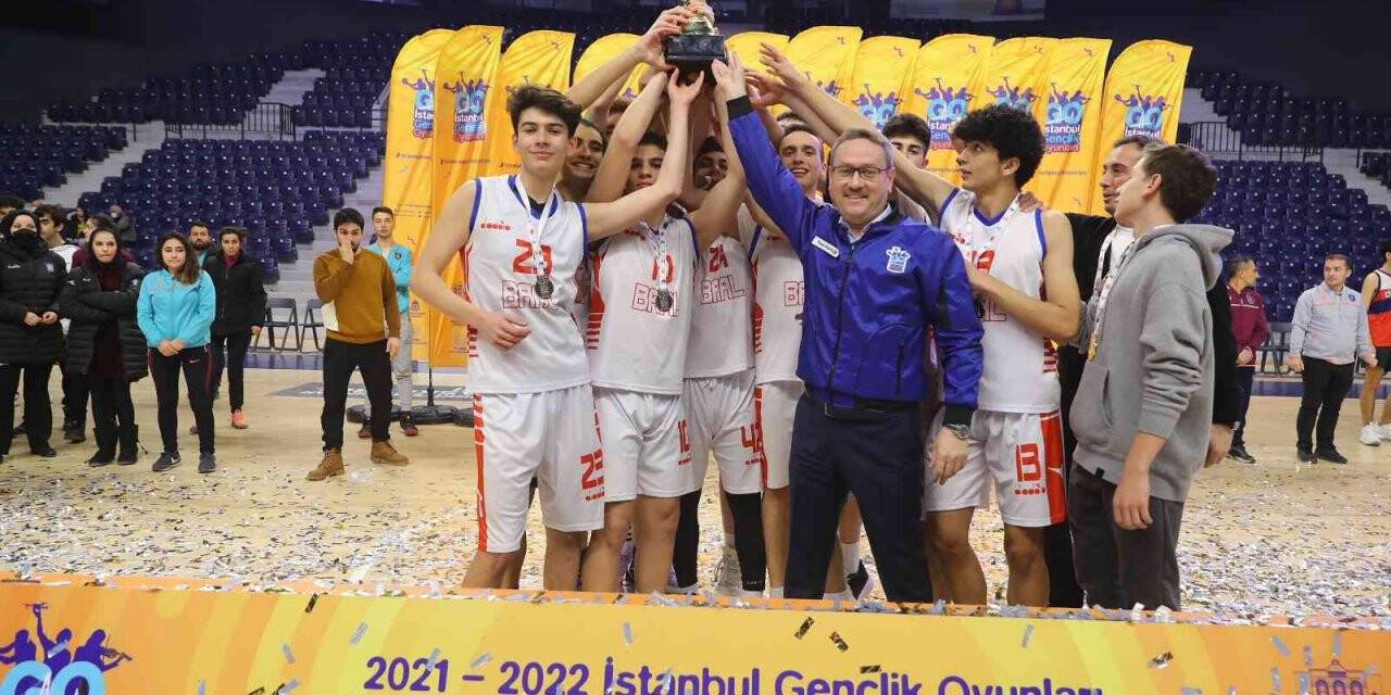 Başakşehir’de erkekler basketbol şampiyonu belli oldu