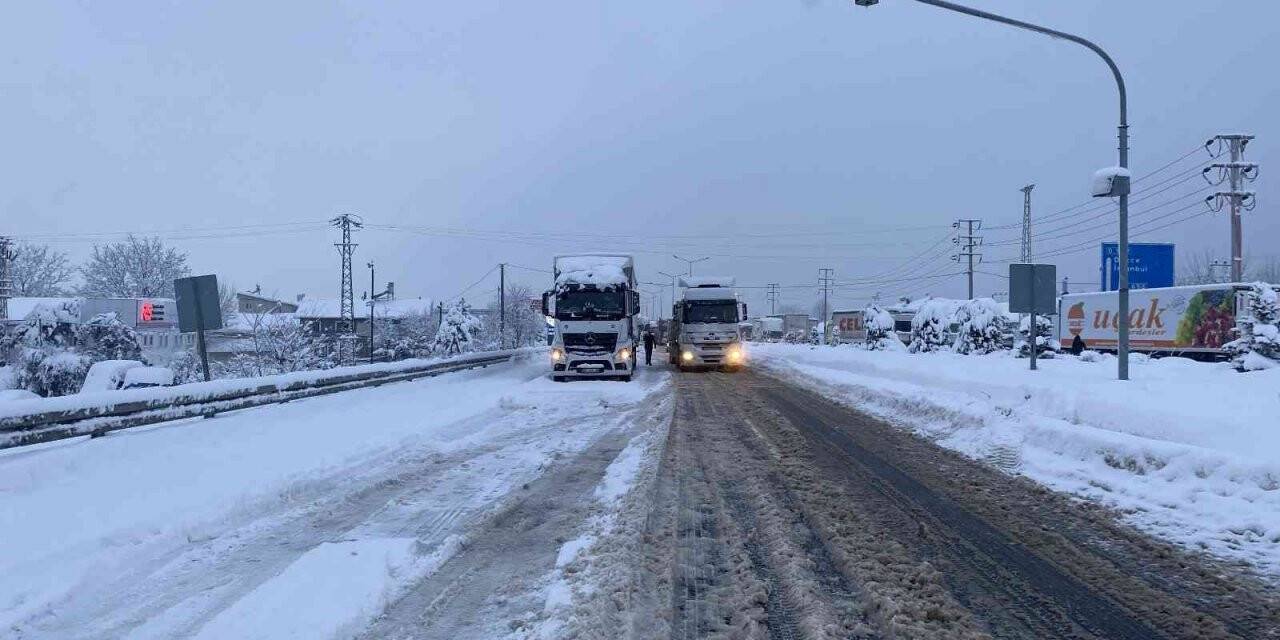 TEM ve D-100 Karayolu araç geçişine açıldı