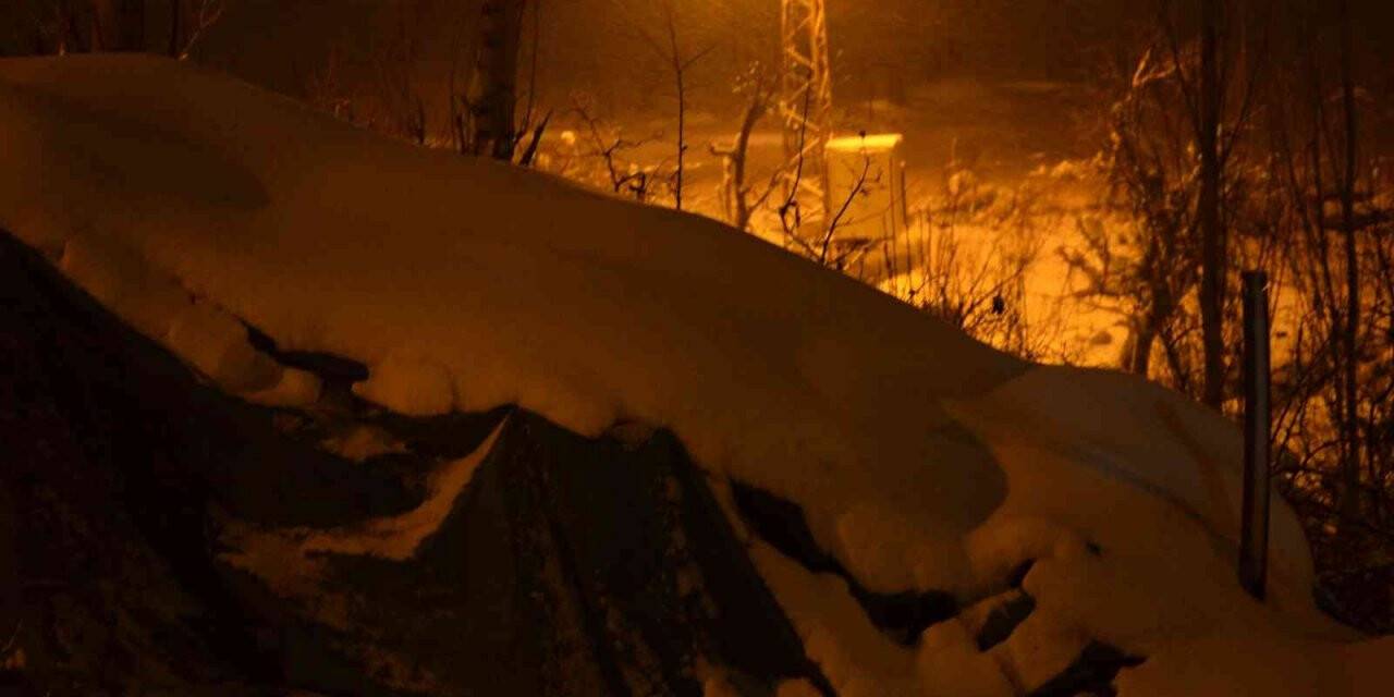 Şırnak’ta hayat durma noktasına geldi, onlarca köy yolu kapandı