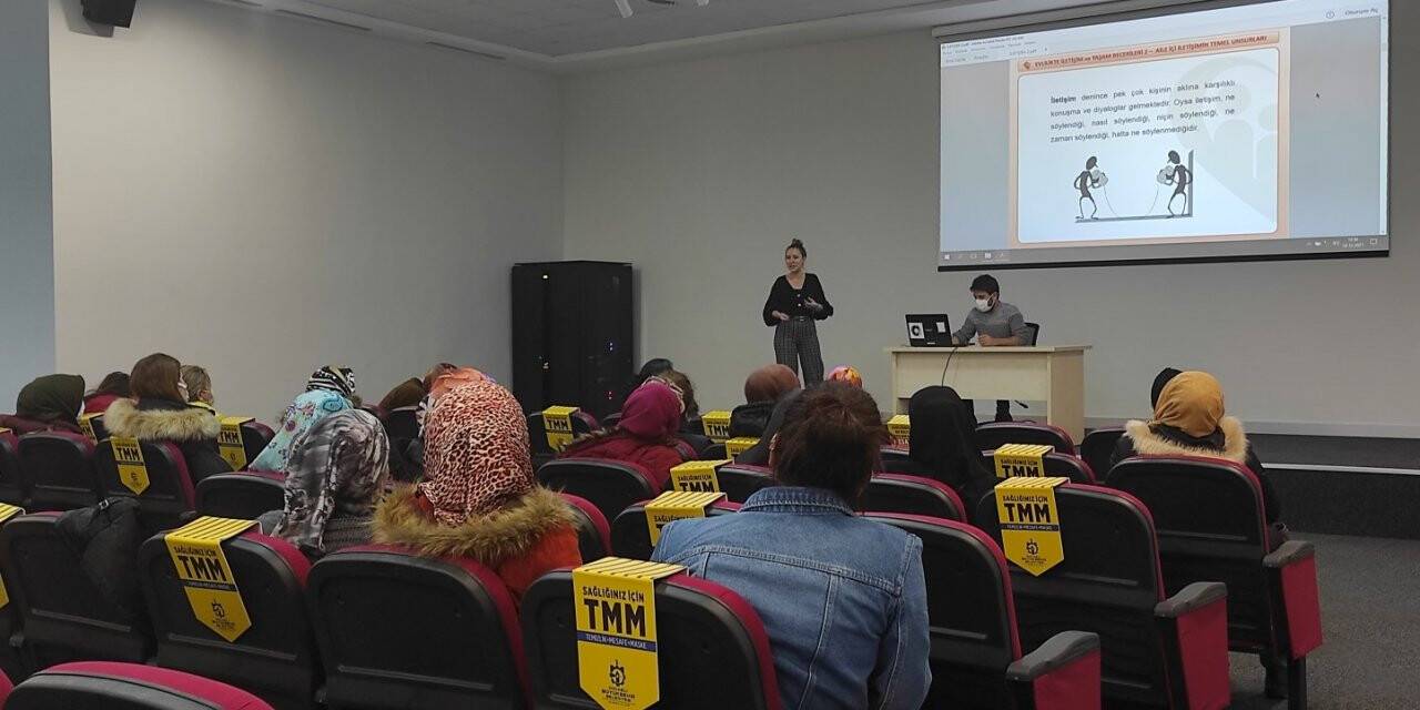 Aile eğitim semineri düzenlendi