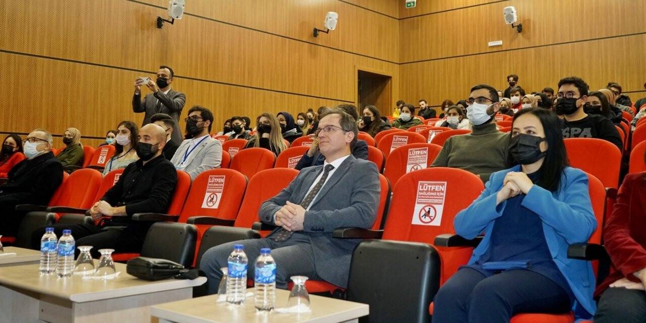 ÇAKÜ Hukuk Fakültesi öğrencileri Çankırı Baro Başkanı Avukat Mustafa Deniz ile buluştu