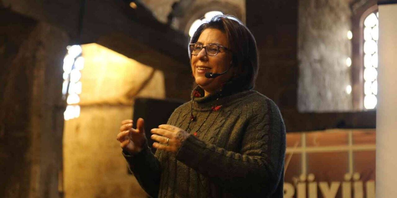 Semt pazarlarından toplanan atıklar kompost gübreye dönüştürülüyor