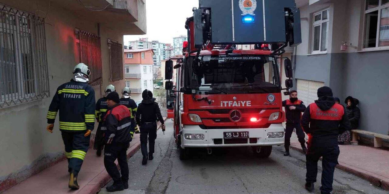 6 yaşındaki çocuk yangından kaçarak kurtuldu