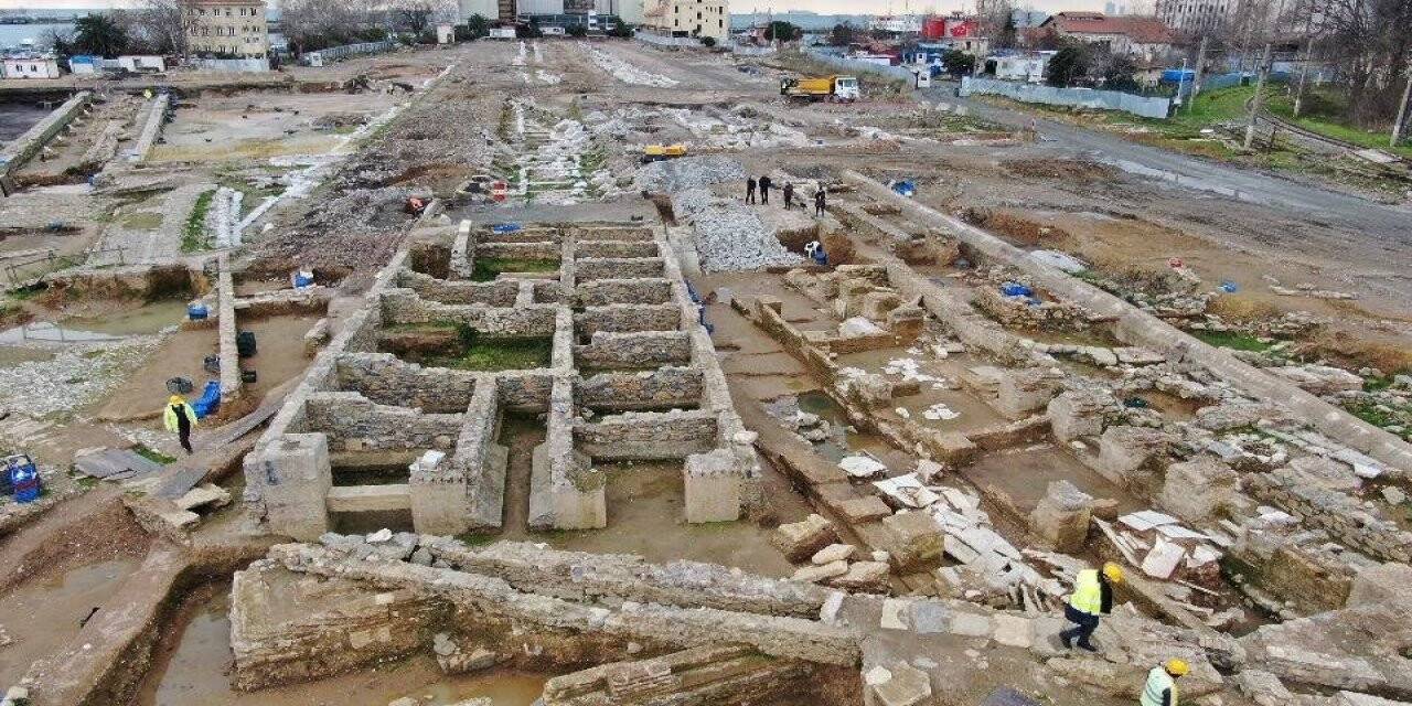 Kadıköy’de, Körler Ülkesi’ndeki arkeolojik çalışmalarda son durum havadan görüntülendi