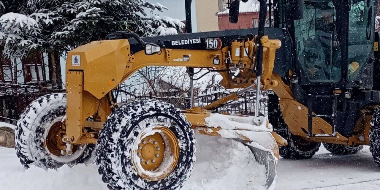 Kestel’de 24 saat karla mücadele sürüyor