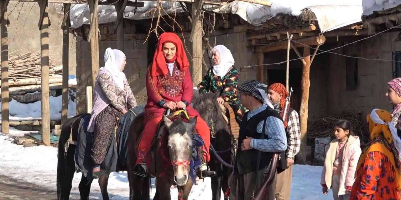 Düz köyü film setine döndü