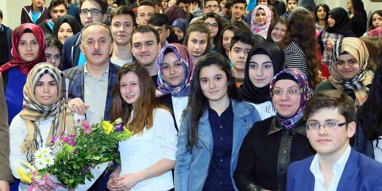 Gençlerin YKS ücretleri Bağcılar Belediyesi’nden