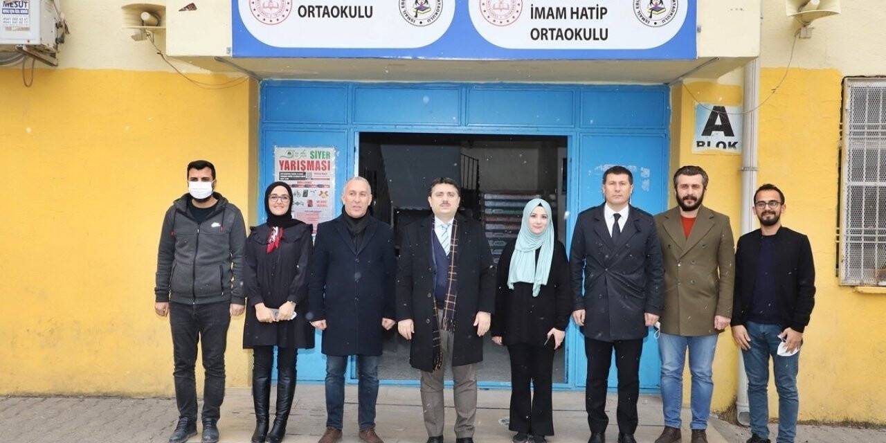 Kaymakam Tunç, yarıyıl tatili öncesi öğrencilerle bir araya geldi