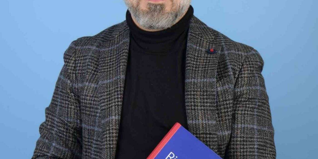 Rinoplasti atlası artık Türkçe