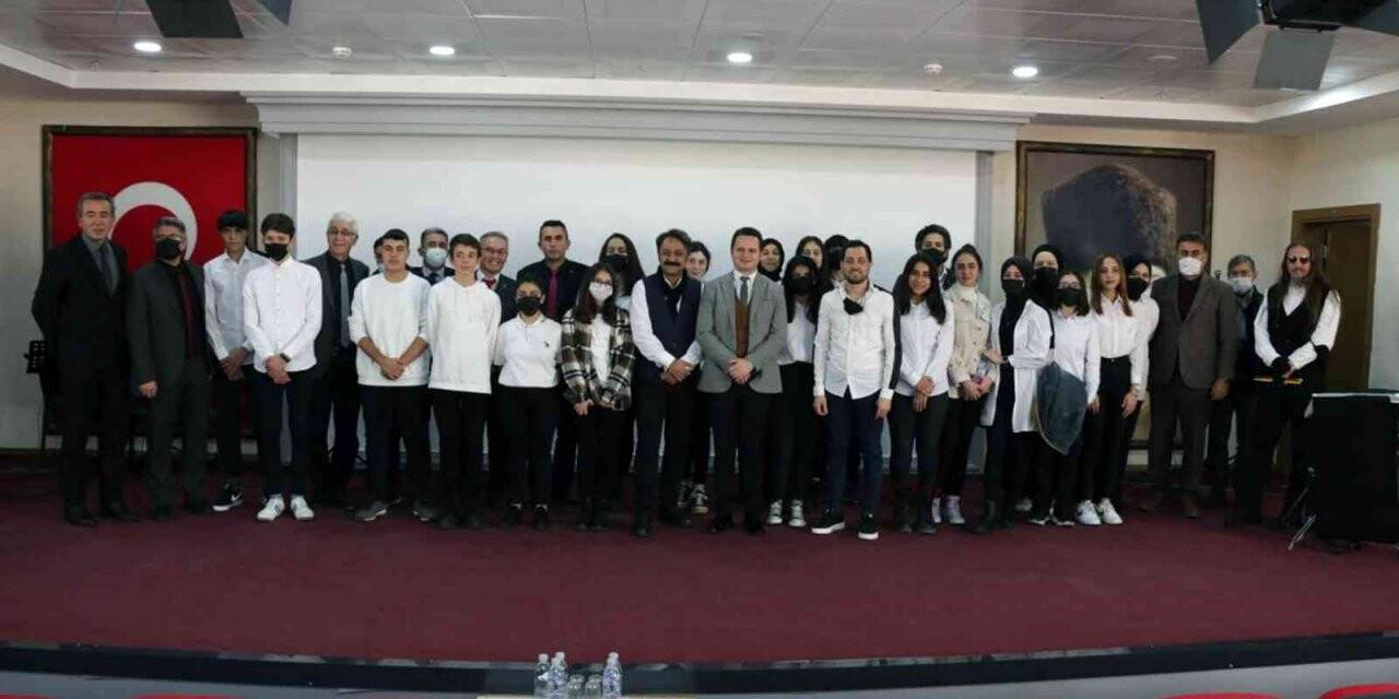 İmam Hatip meslek yarışma ödülleri verildi