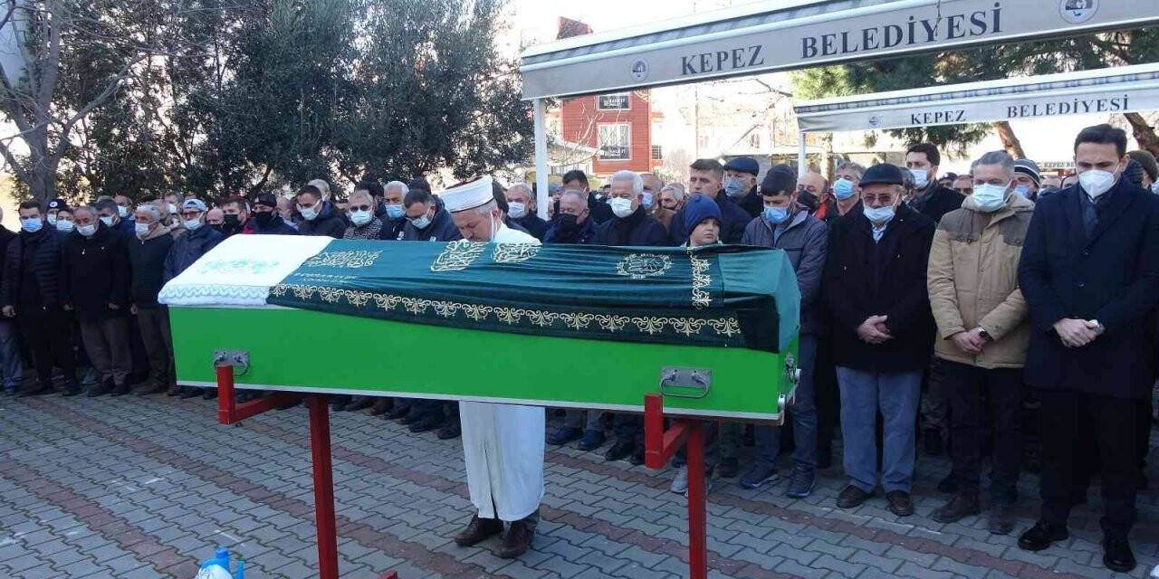 Parlayan varilin öldürdüğü işçi son yolculuğuna uğurlandı