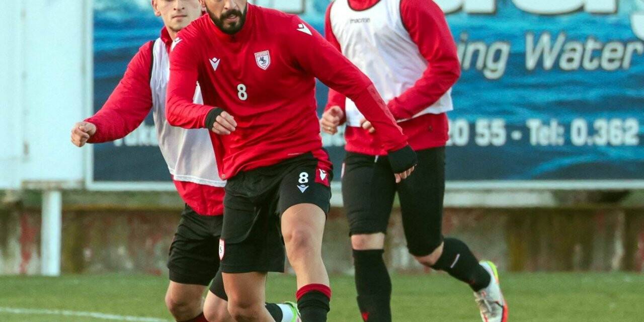 Samsunspor ile Kocaelispor 55. randevuya çıkıyor