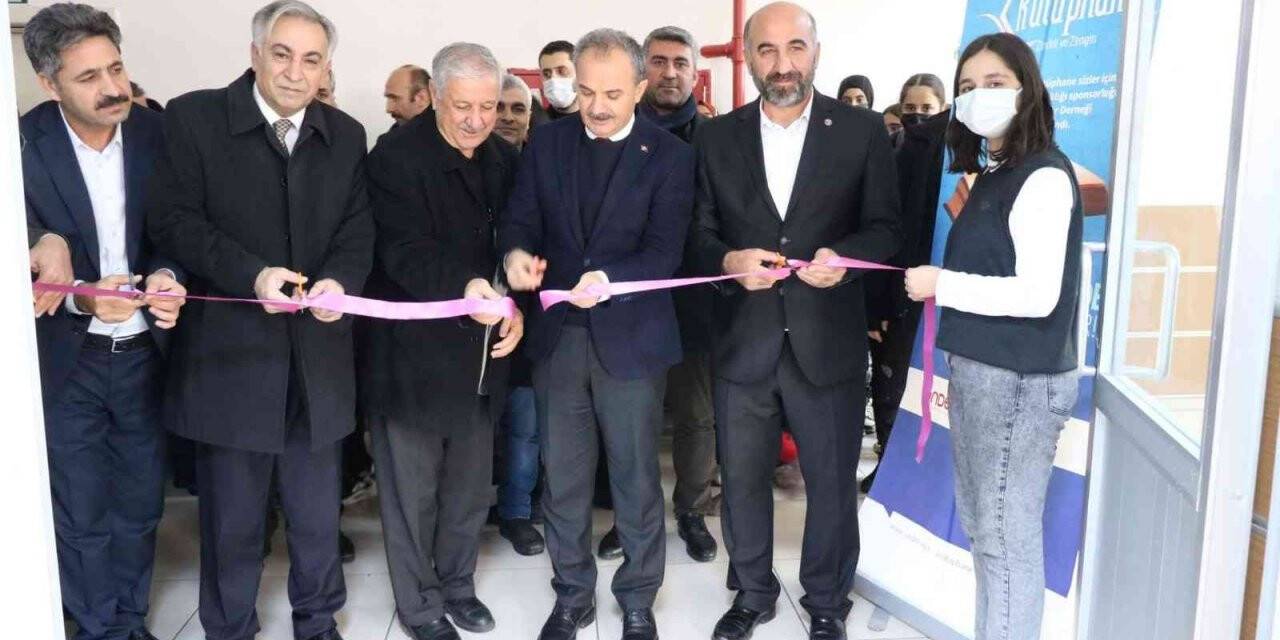 ADİMDER Kütüphane kurdu