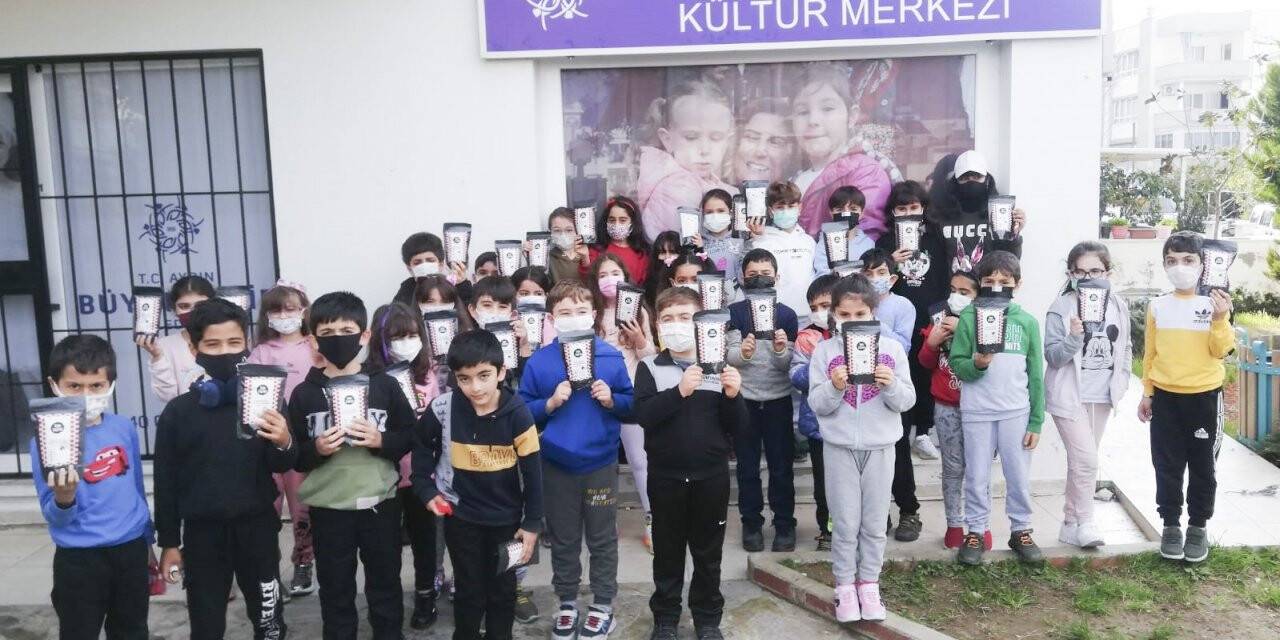 Aydın Büyükşehir Belediyesi’nden öğrencilere vitamin takviyesi