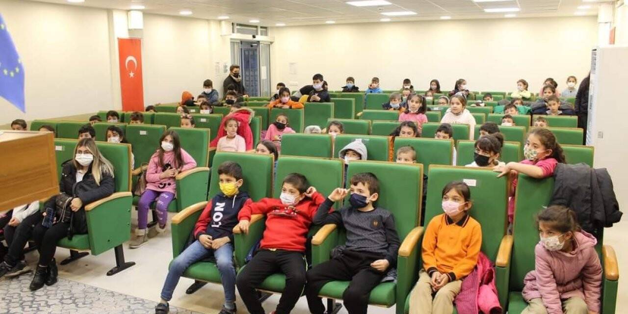 KASMİB tarafından öğrencilere ‘sıfır atık’ eğitimi verildi