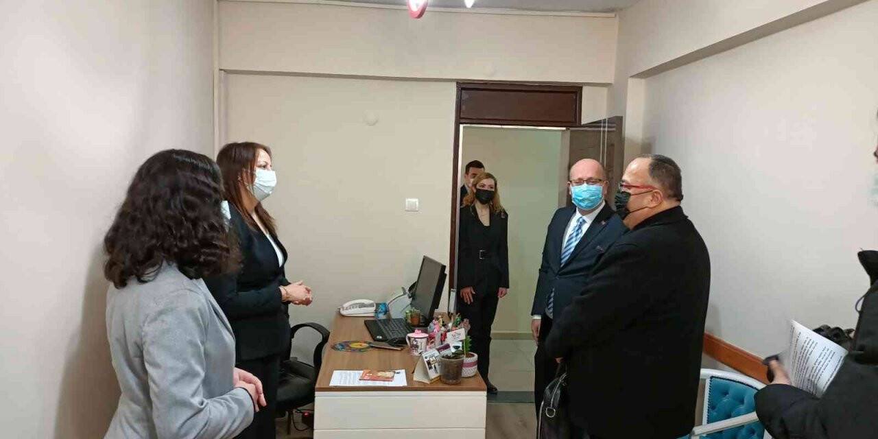 Bergama’da adli görüşme odaları açıldı