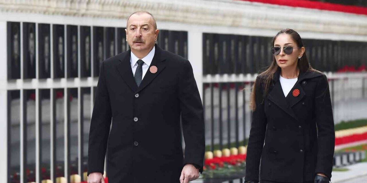 Azerbaycan’da 20 Ocak katliamının kurbanları anıldı