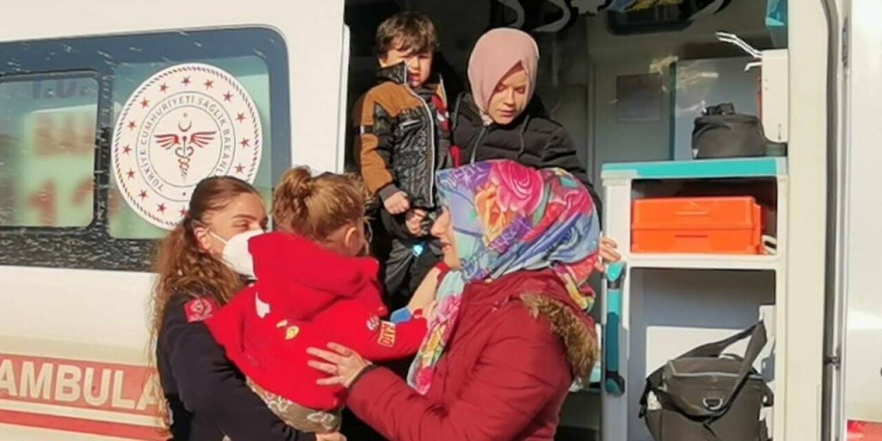 Şeker zannedip yediler. 2 kardeş hastanelik oldu