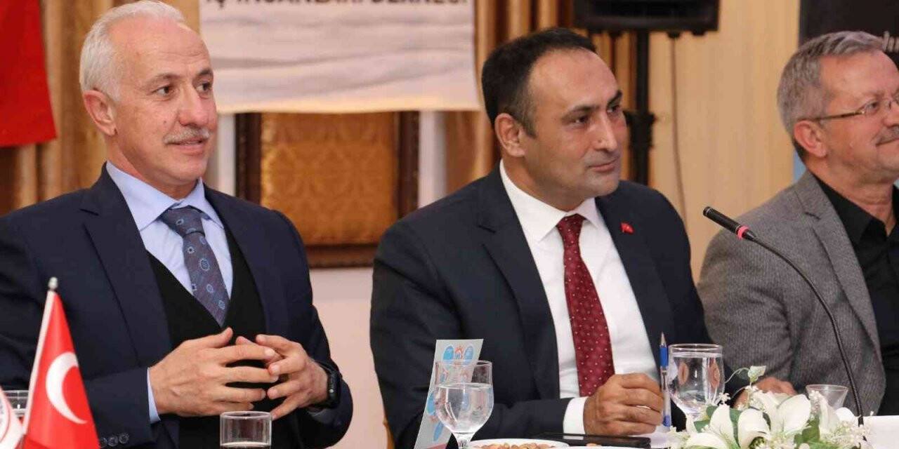 Başkan Yılmaz, iş insanlarıyla bir araya geldi