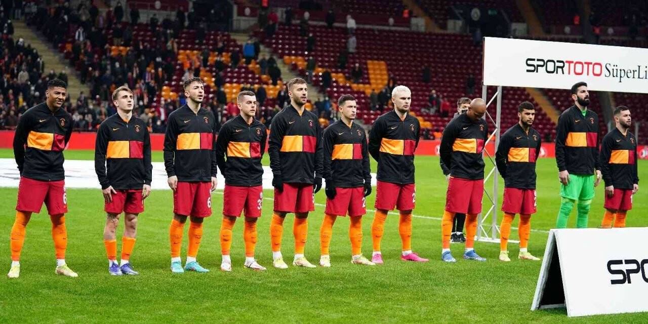 Galatasaray’da 4 değişiklik