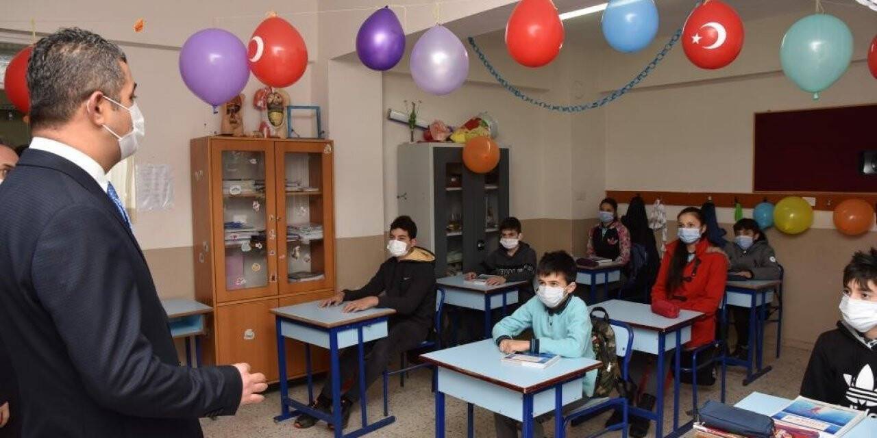 Aileler yarıyıl tatilinde çocuklarına destek olmalı