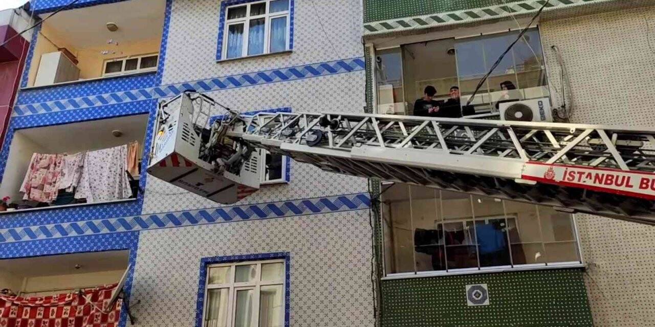Sultangazi’de yangın paniği