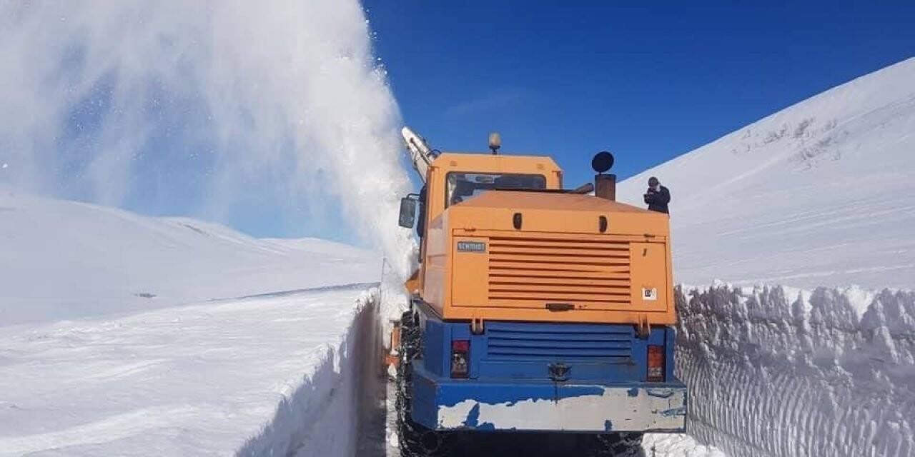 Bingöl’de 159 köy yolu ulaşıma açıldı