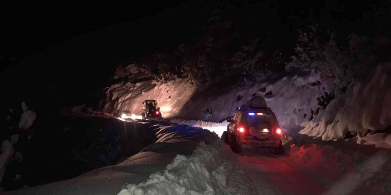 Şırnak’ta ekipler 4 saatlik çalışma sonrası rahatsızlanan vatandaşa ulaştı