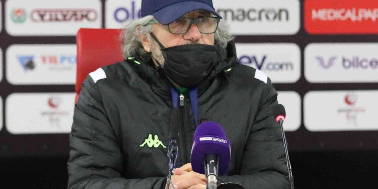 Mustafa Reşit Akçay: “Görevimden ayrılıyorum”