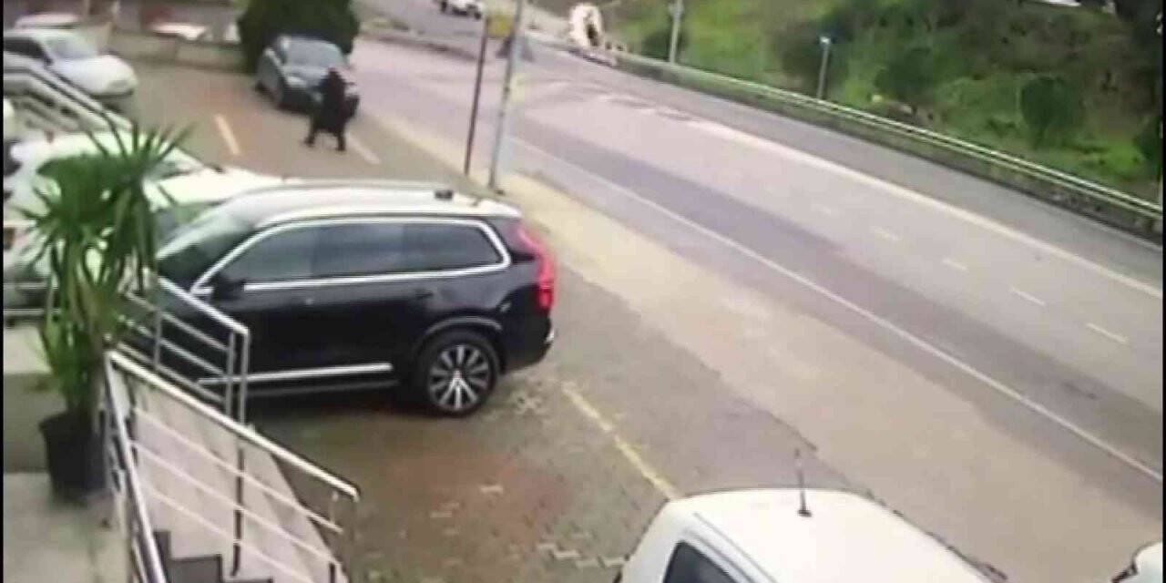 Ataşehir’de Freni boşalan araç takla attı: O anlar kamerada