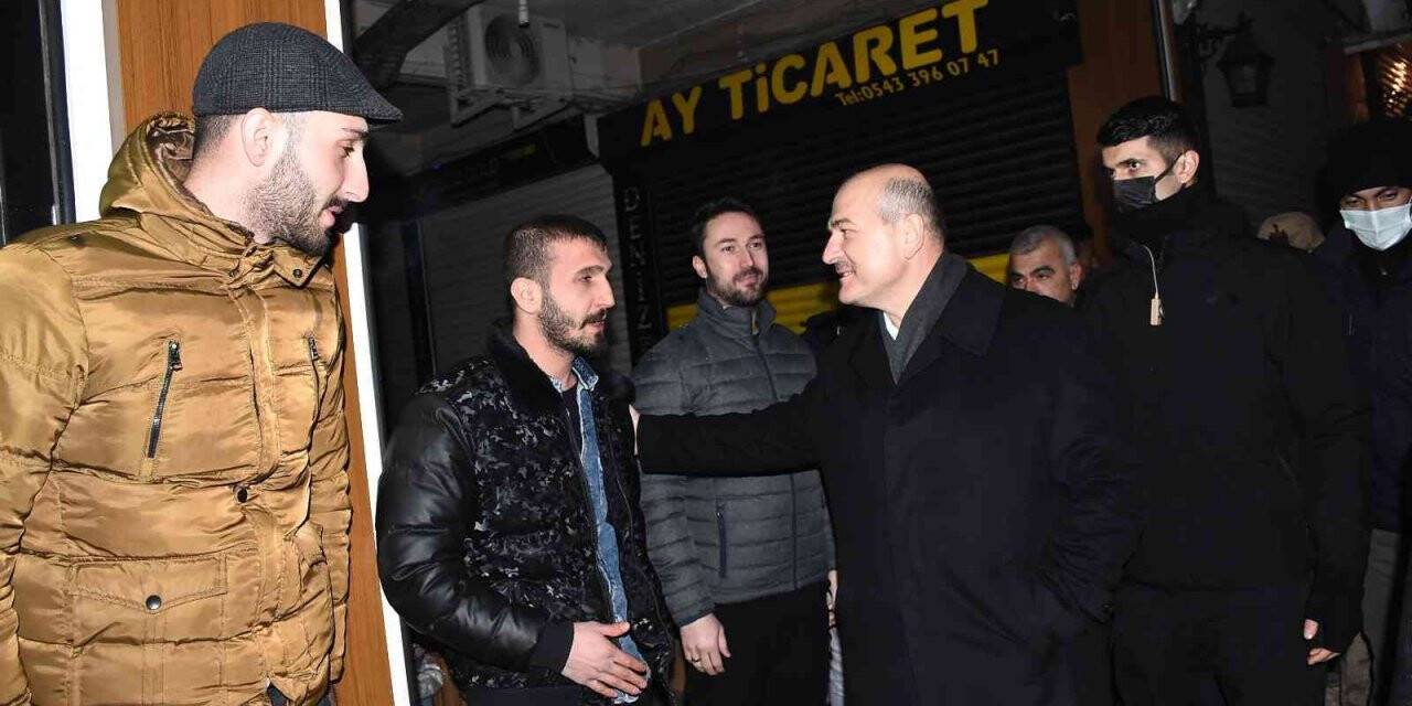 İçişleri Bakanı Soylu, Nusaybin’de esnafı ziyaret etti