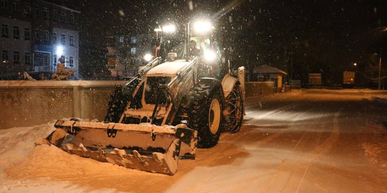 Beyşehir’de ekipler ulaşımı açık tuttu