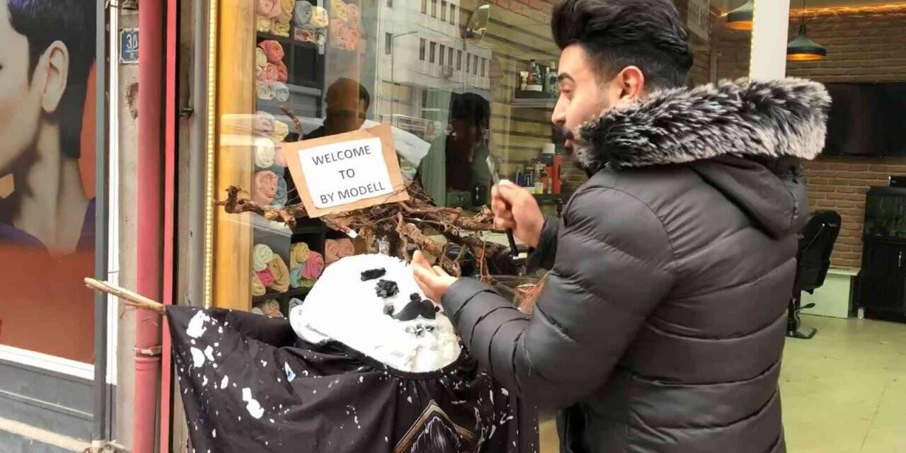 Berber müşteri bulamayınca kardan adamı tıraş etti