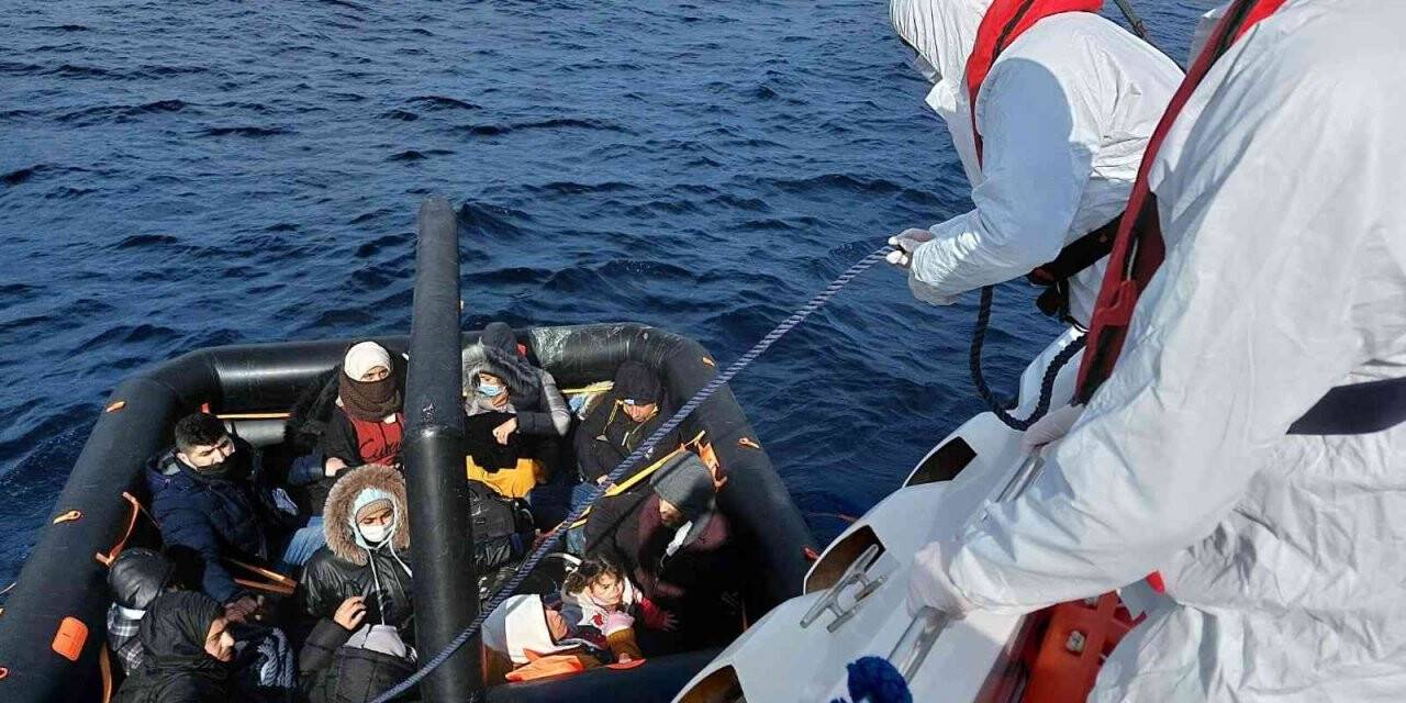Bodrum’da can salındaki düzensiz göçmenler kurtarıldı