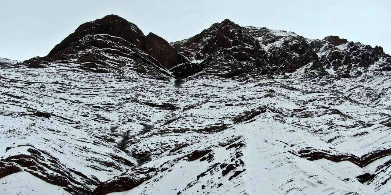 Dünyadaki mars kar altında kaldı