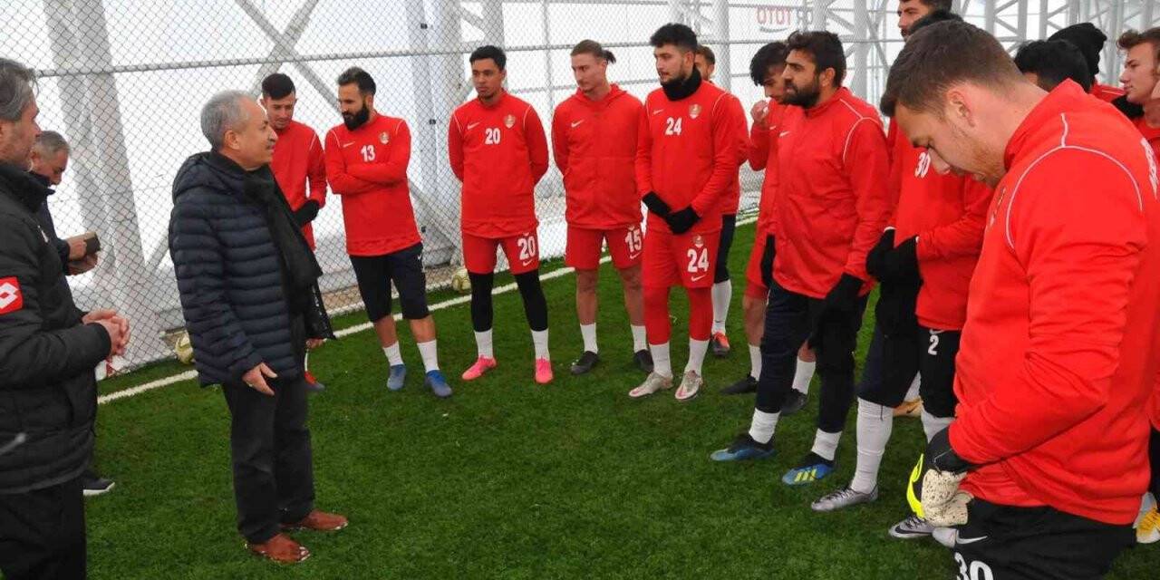 Başkan Akkaya’dan Akşehirspor’a tatlı ikramı