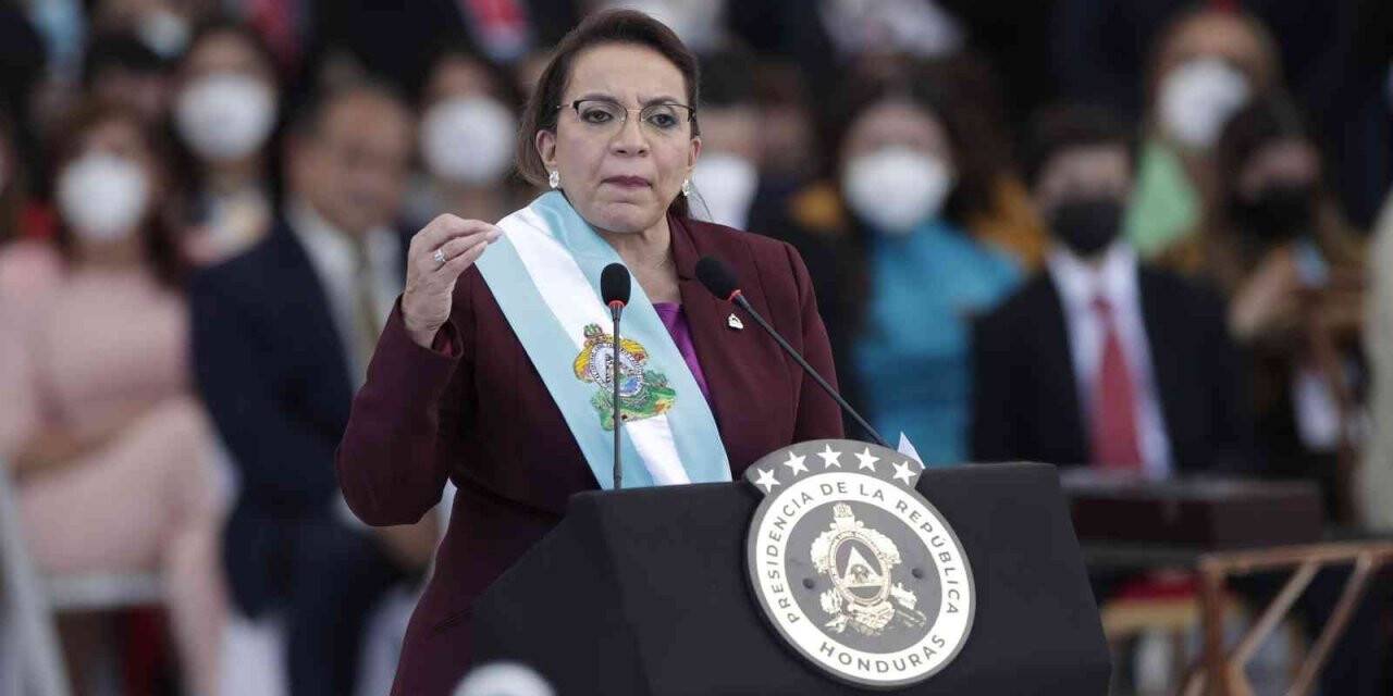 Honduras’ın ilk kadın Devlet Başkanı Xiomara Castro yemin etti