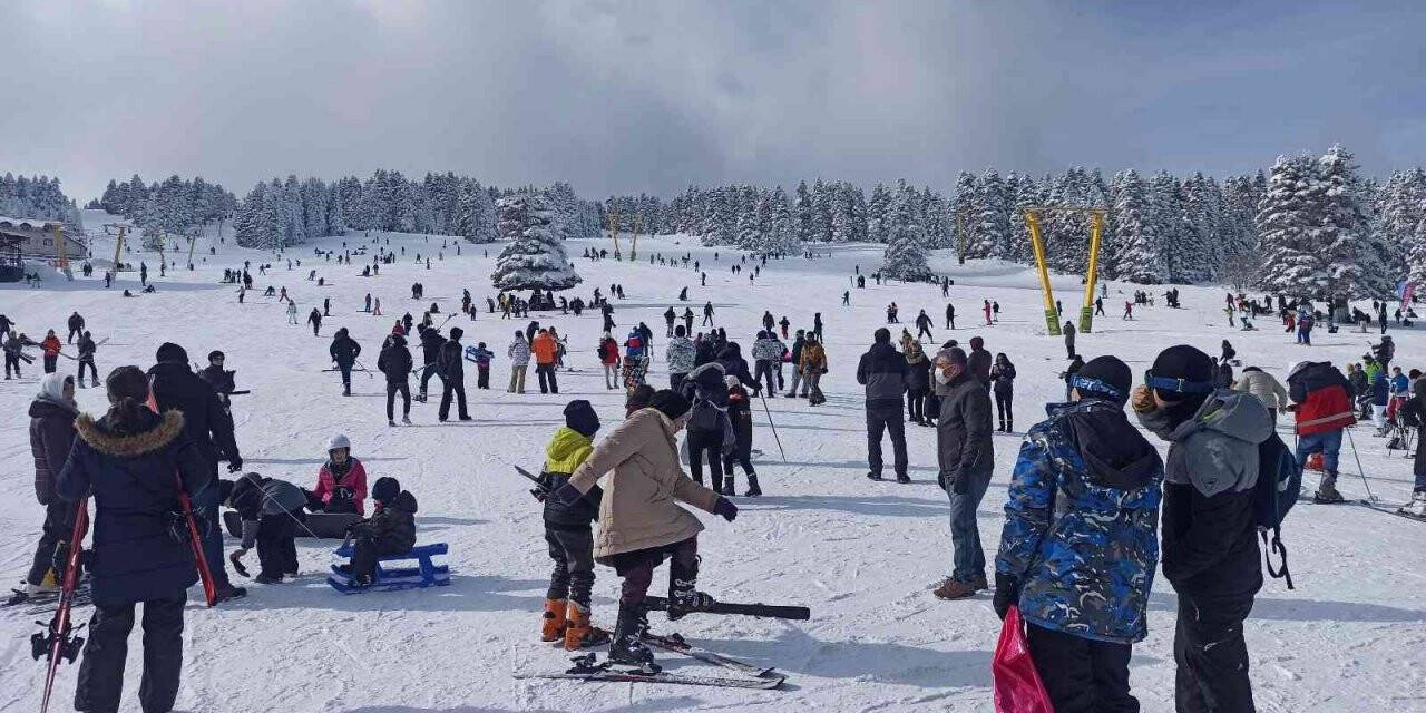 Uludağ’da adım atacak yer kalmadı