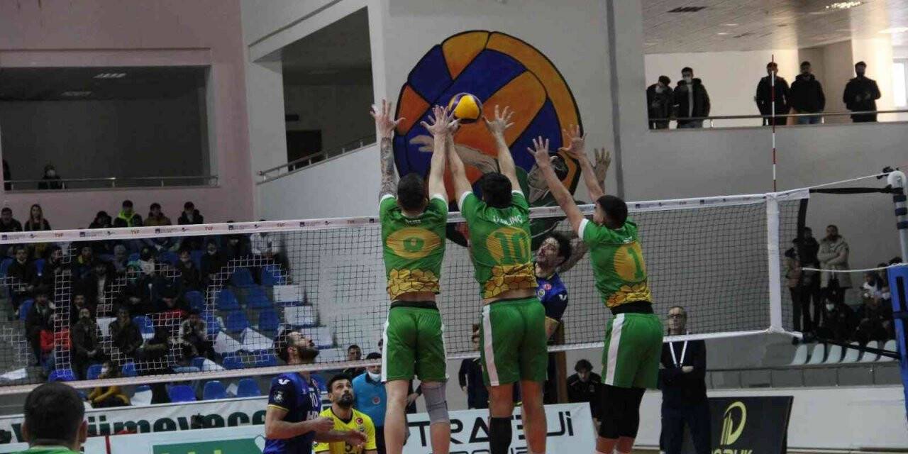 Efeler Ligi: Bingöl Solhan Spor: 3 - Fenerbahçe: 1