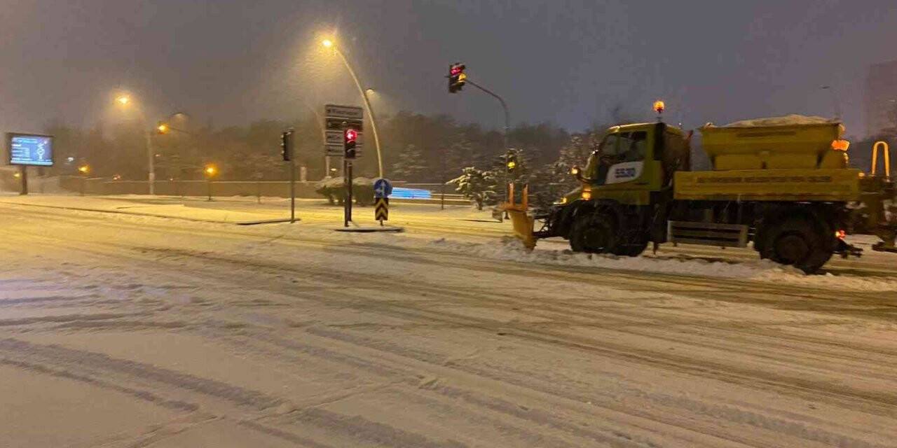 Ankara’da kar yağışı etkili oldu