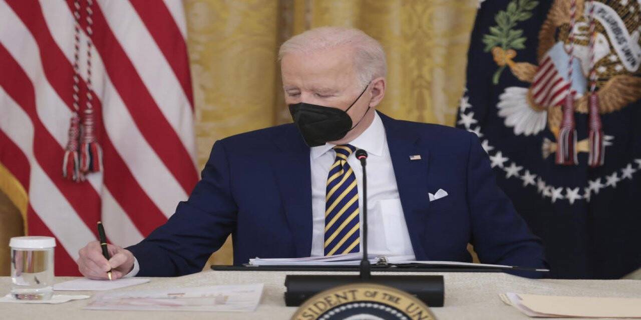 Biden: Rusya, diplomasiden uzaklaşıp Ukrayna’ya saldırmayı seçerse tüm sorumluluğu üstlenecek