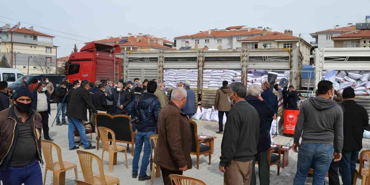 Kulu’da hibeli tohum dağıtımı