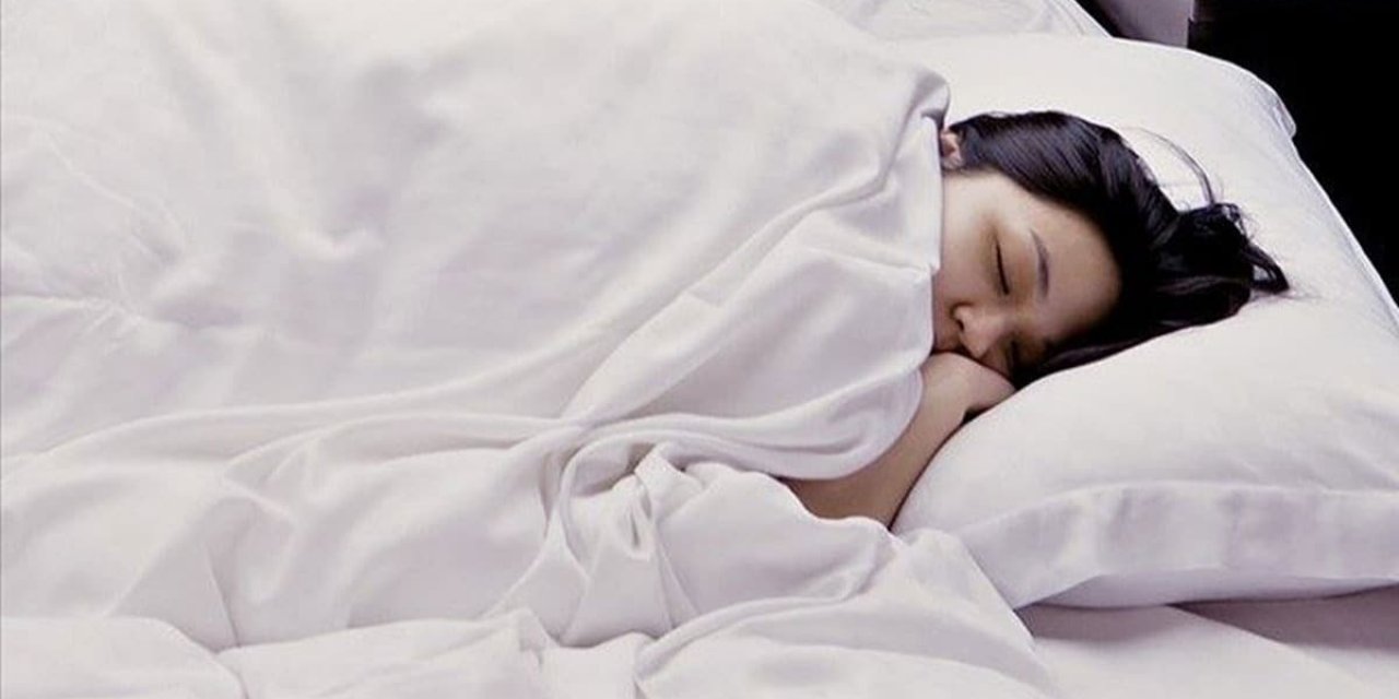 Düzenli ve sağlıklı uyku Kovid-19 hastalarının iyileşme sürecini hızlandırıyor