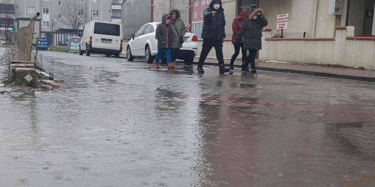 Tekirdağ’da sağanak yağış