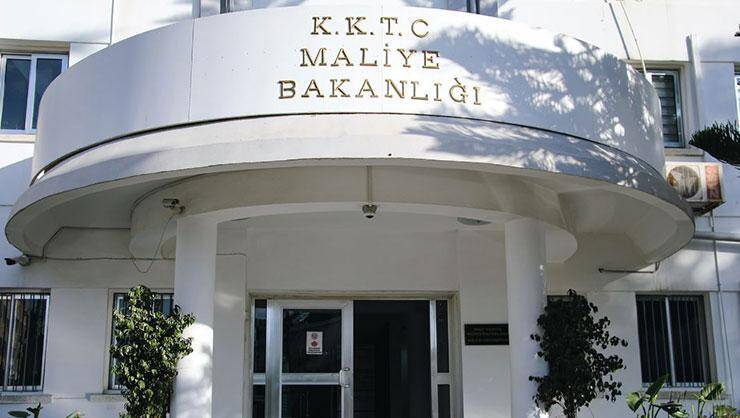 KKTC’de borç yüzünden Maliye Bakanlığının elektriği kesildi